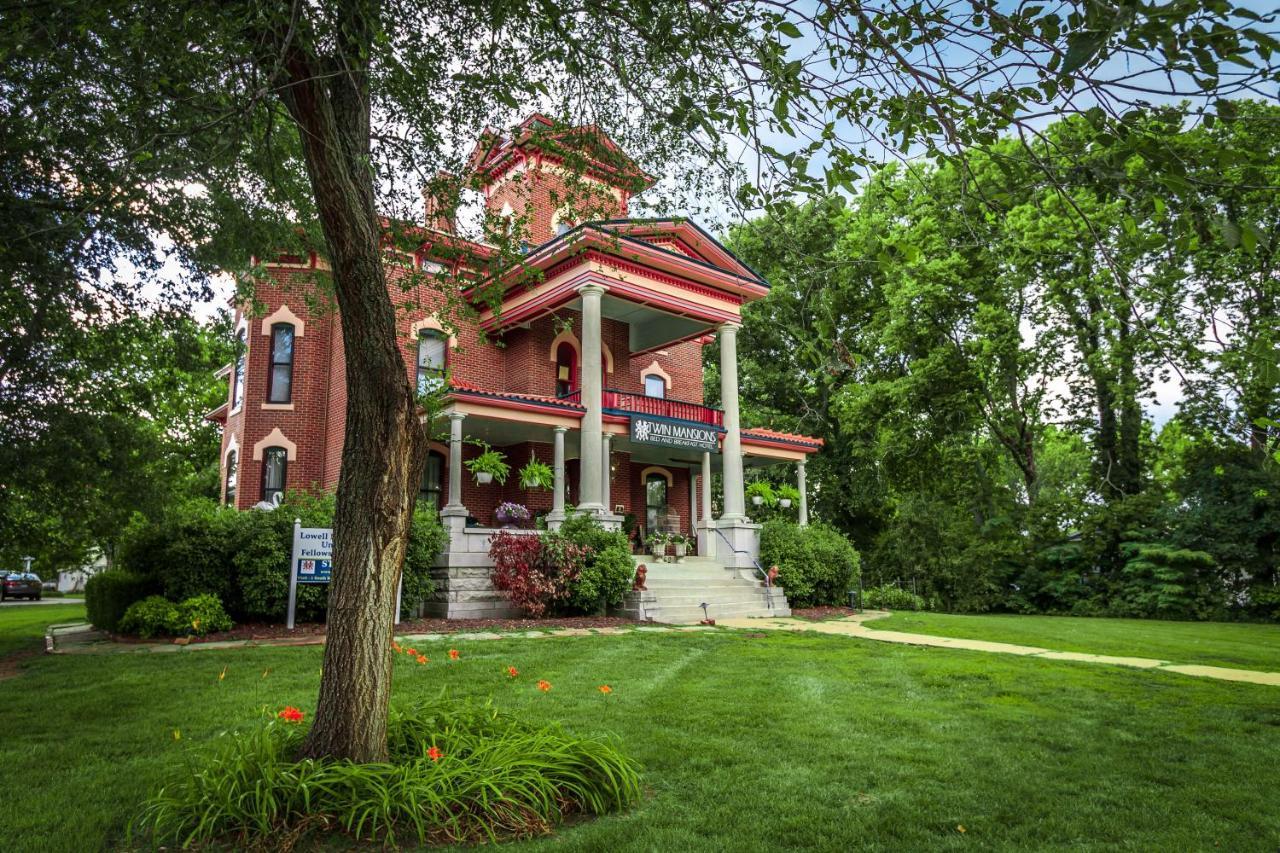 Lyons Twin Mansions Hotel Fort Scott Exterior photo